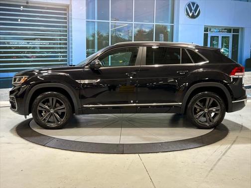 2021 Volkswagen Atlas Cross Sport 3.6L V6 SE w/Technology R-Line