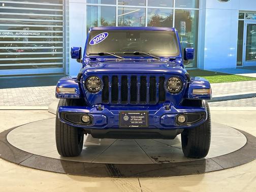 Ocean Blue Metallic Clearcoat 2020 Jeep Wrangler Unlimited Sahara