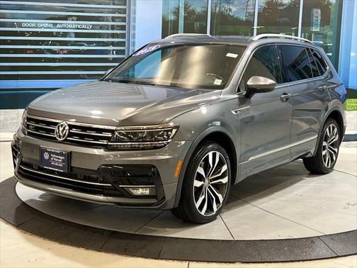 2019 Volkswagen Tiguan 2.0T SEL R-Line 4MOTION