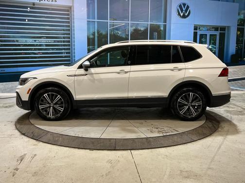 2024 Volkswagen Tiguan 2.0T Wolfsburg Edition