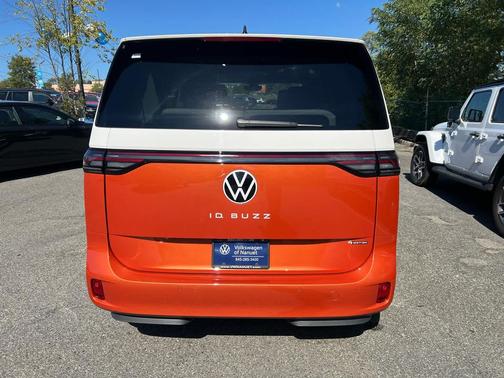 2025 Volkswagen ID. Buzz 1st Edition with 4MOTION