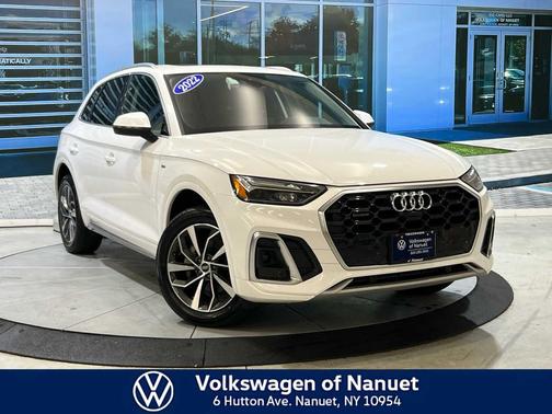 2022 Audi Q5 45 S line Premium Plus