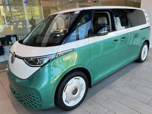 2025 Volkswagen ID. Buzz 1st Edition with 4MOTION