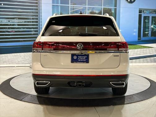 2025 Volkswagen Atlas 2.0T SEL