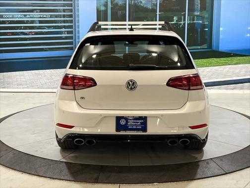 2019 Volkswagen Golf R 2.0T Manual
