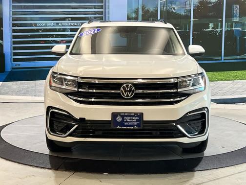 2021 Volkswagen Atlas 3.6L SE w/Technology