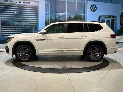 2021 Volkswagen Atlas 3.6L SE w/Technology