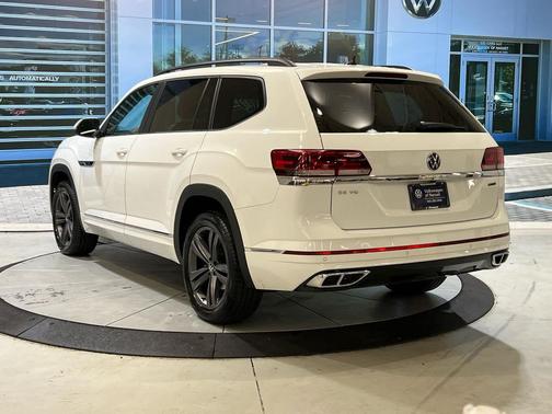 2021 Volkswagen Atlas 3.6L SE w/Technology