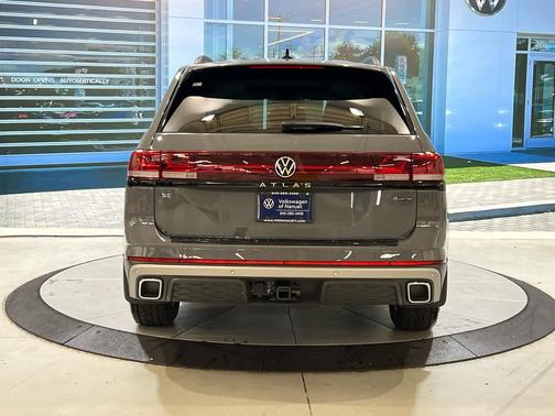 2025 Volkswagen Atlas 2.0T Peak Edition