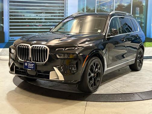 2023 BMW X7 xDrive40i