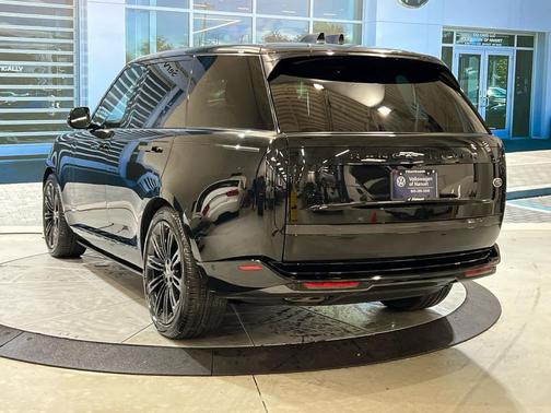 2023 Land Rover Range Rover Autobiography