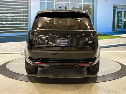 2023 Land Rover Range Rover Autobiography