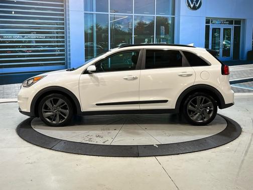 2017 Kia Niro Touring