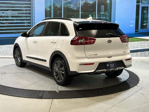 2017 Kia Niro Touring