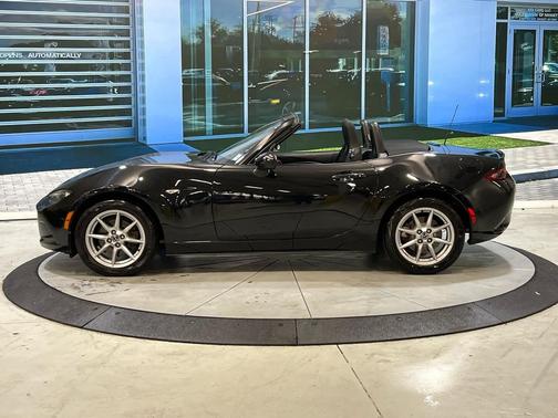 2016 Mazda MX-5 Miata Sport