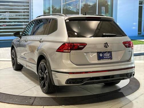 2024 Volkswagen Tiguan 2.0T SE R-Line Black 4MOTION