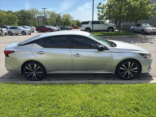 2019 Nissan Altima 2.5 SR