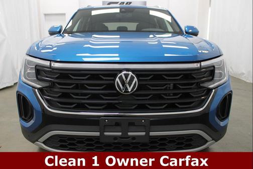 2024 Volkswagen Atlas Cross Sport 2.0T SE w/Technology 4MOTION