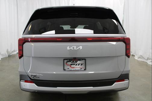2025 Kia Carnival EX