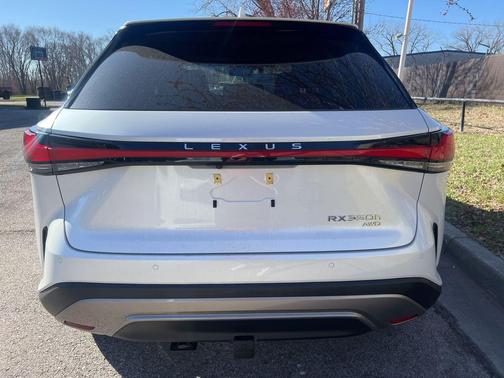 Eminent White Pearl 2024 Lexus RX 350 AWD