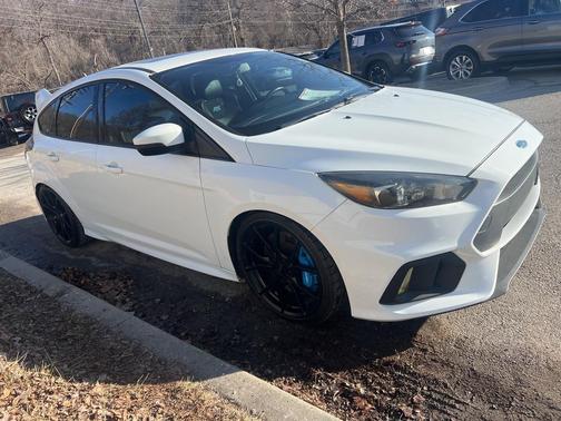 2017 Ford Focus RS Base
