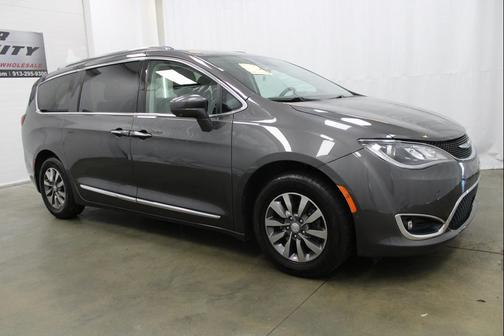 2019 Chrysler Pacifica Touring-L Plus