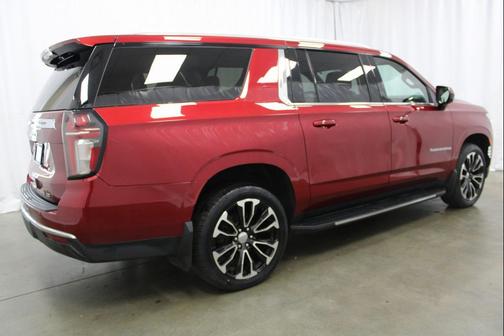 2021 Chevrolet Suburban LT