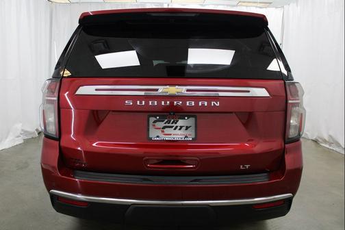 2021 Chevrolet Suburban LT