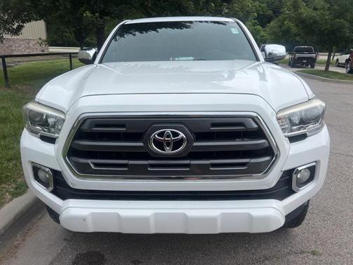 2016 Toyota Tacoma Limited