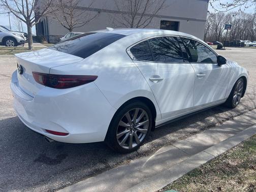 2019 Mazda Mazda3 FWD w/Premium Package