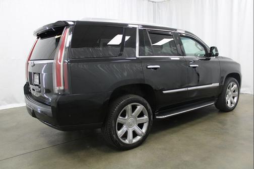 2018 Cadillac Escalade Luxury