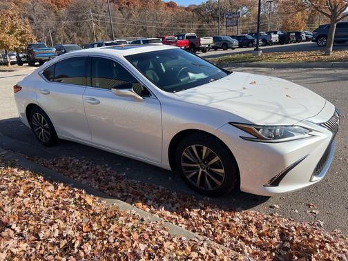 2019 Lexus ES 350 Base