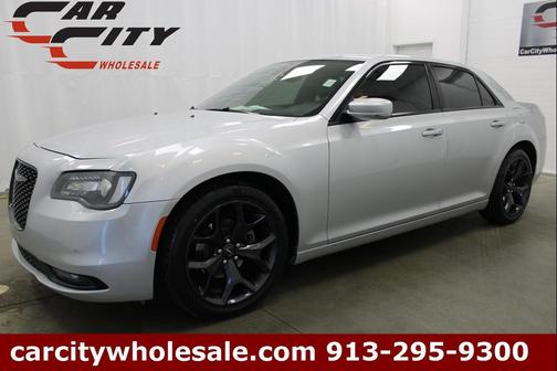 2021 Chrysler 300 S