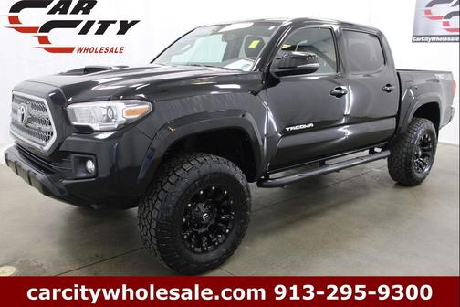 2016 Toyota Tacoma TRD Sport
