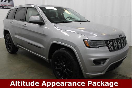 2021 Jeep Grand Cherokee Laredo