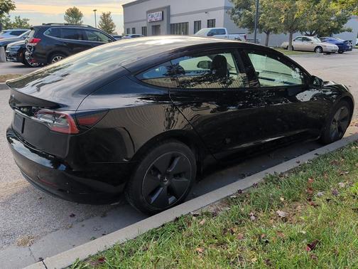 2022 Tesla Model 3 Standard Range