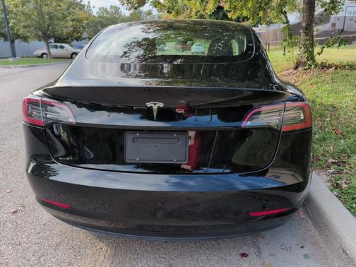 2022 Tesla Model 3 Standard Range