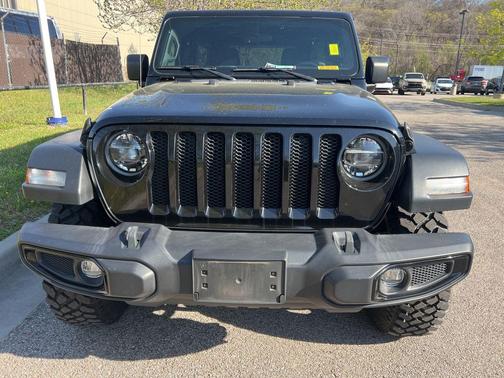 Black Clearcoat 2021 Jeep Wrangler Willys