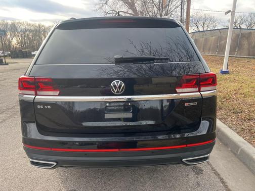 2021 Volkswagen Atlas 3.6L SE w/Technology
