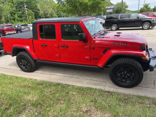 Firecracker Red Clearcoat 2021 Jeep Gladiator Sport