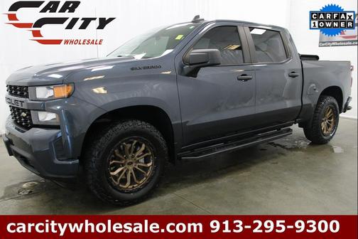 2022 Chevrolet Silverado 1500 Custom