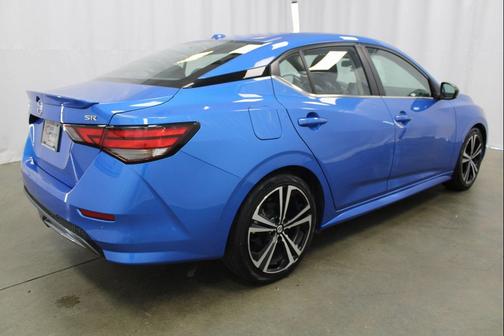 2022 Nissan Sentra SR