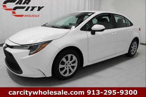 Super White 2021 Toyota Corolla LE
