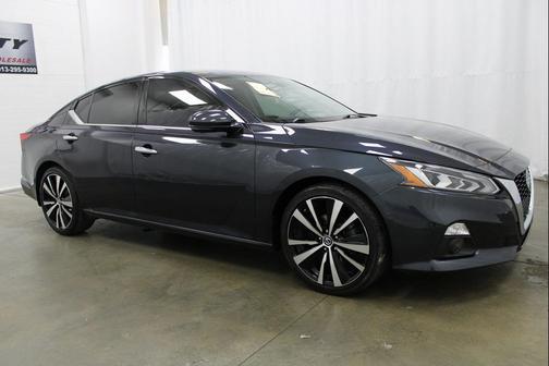 2019 Nissan Altima 2.5 Platinum