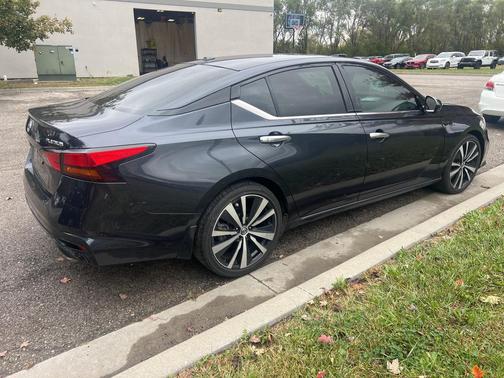 2019 Nissan Altima 2.5 Platinum