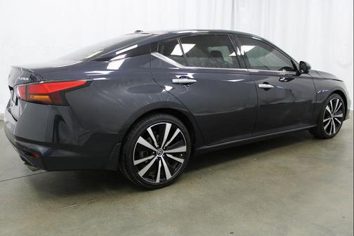 2019 Nissan Altima 2.5 Platinum