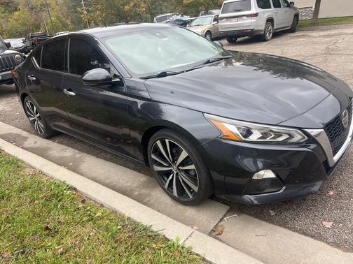 2019 Nissan Altima 2.5 Platinum