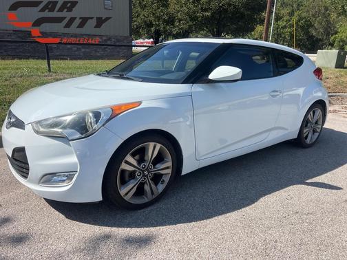 2016 Hyundai Veloster Base