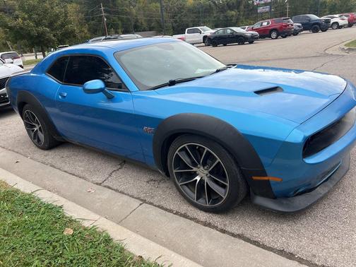 2016 Dodge Challenger R/T Scat Pack