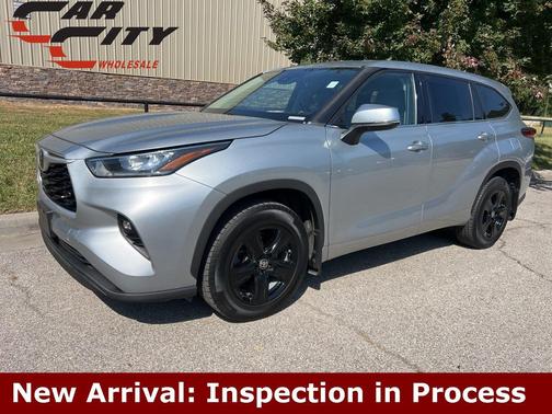 2020 Toyota Highlander LE
